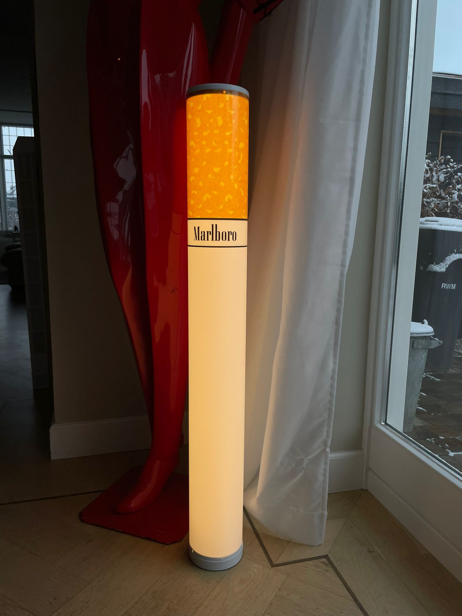 Marlboro Lamp